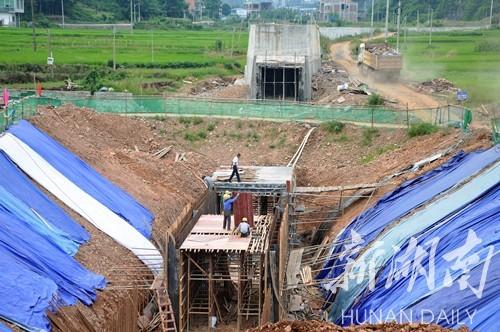 关注｜江华：涔天河灌区工程掀起建设高潮